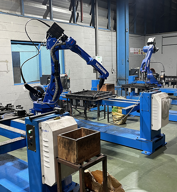 Manipulator welding machine